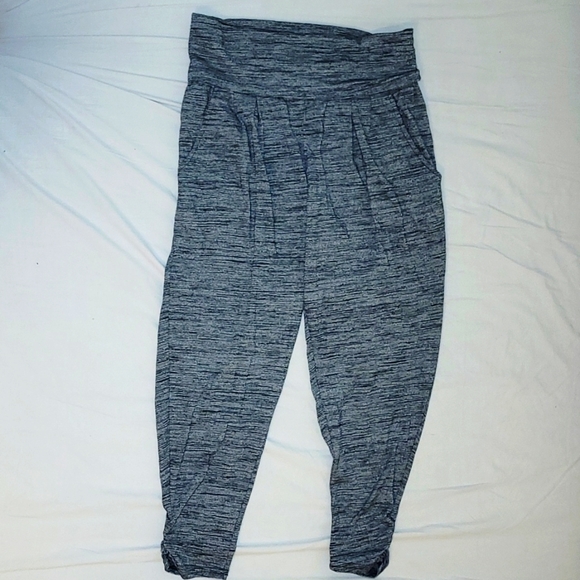 Mossimo Supply Co. Gray Ruched Joggers with Foldover Waistband - Picture 1 of 6